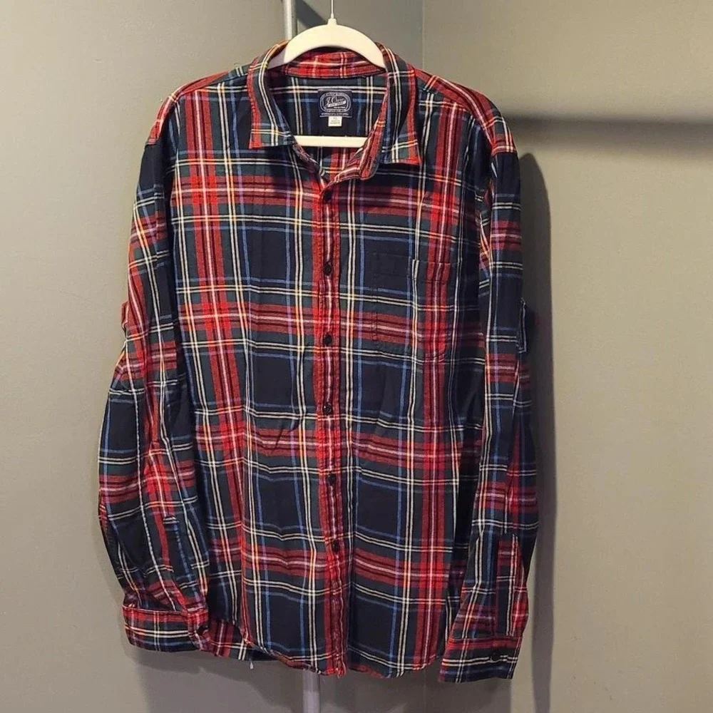J.Crew Vintage Men's Flannel Plaid‎ Button-up Shirt, Size XL, Black Red Multi